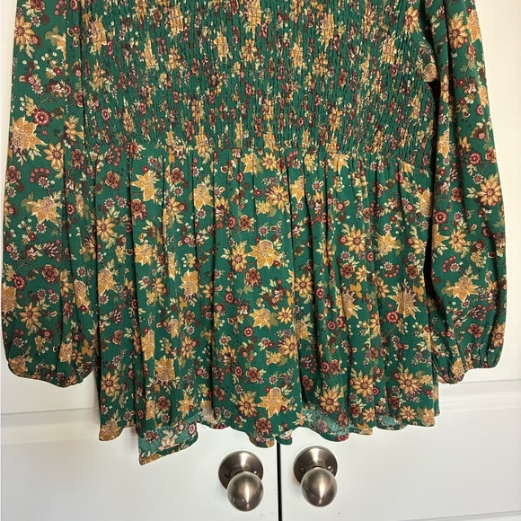 Torrid Green Floral Babydoll Smocked Top Ruffle Accent - Picture 10 of 14